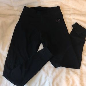 Black Nike high waisted leggings